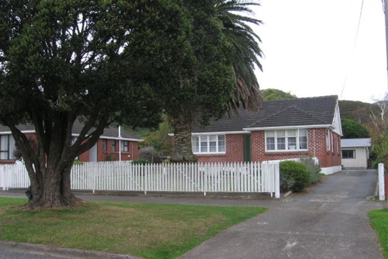 Photo of property in 328 Oxford Terrace, Avalon, Lower Hutt, 5011