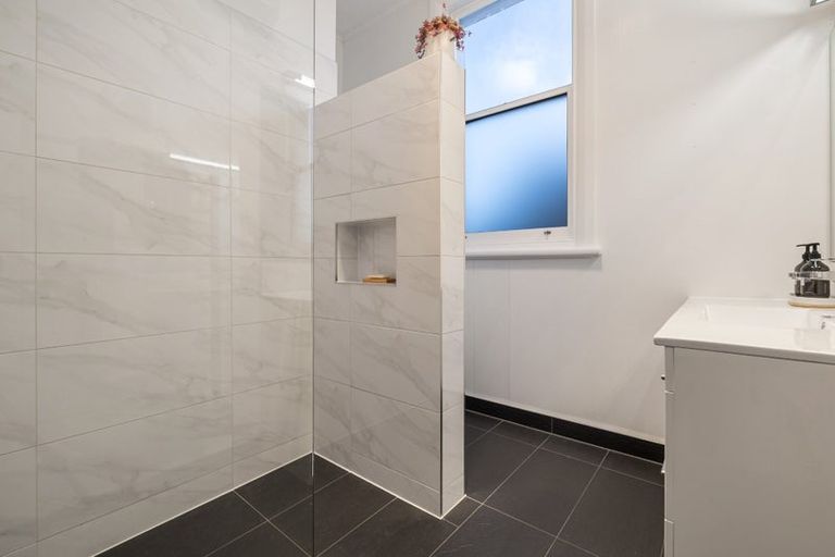 Photo of property in 422 Highgate, Roslyn, Dunedin, 9010