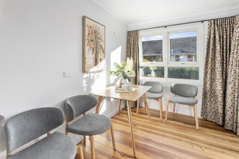 Photo of property in 6 Titoki Place, Pomare, Rotorua, 3015