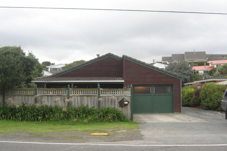 Photo of property in 93b The Esplanade, Raumati South, Paraparaumu, 5032