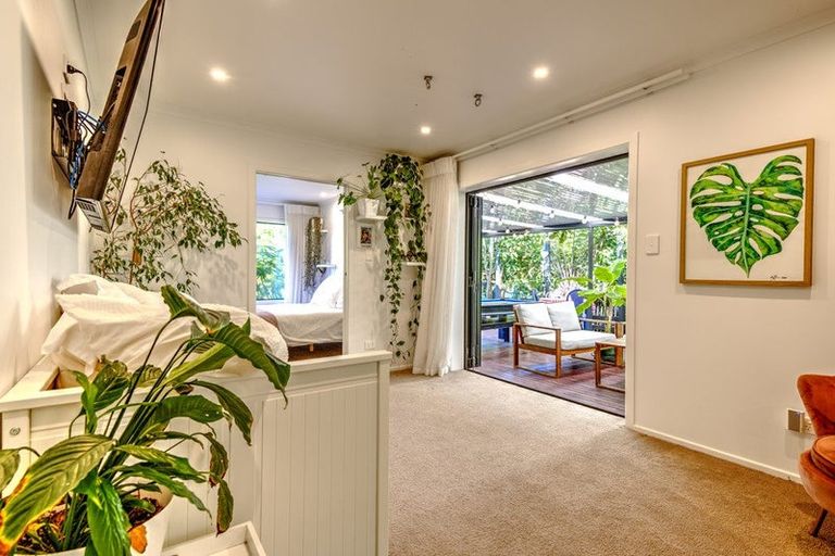 Photo of property in 33 Resthill Crescent, Glenview, Hamilton, 3206