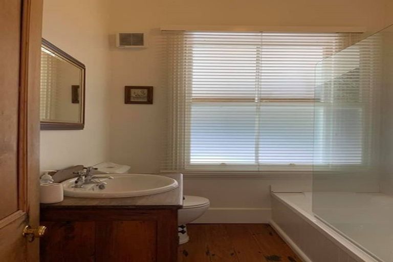 Photo of property in 79 Carter Road, Oratia, Auckland, 0604