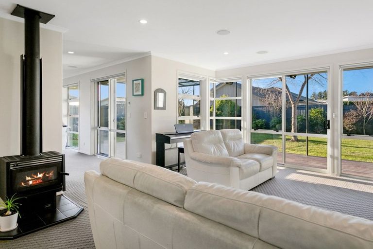 Photo of property in 4 Ernest Kemp Rise, Wharewaka, Taupo, 3330