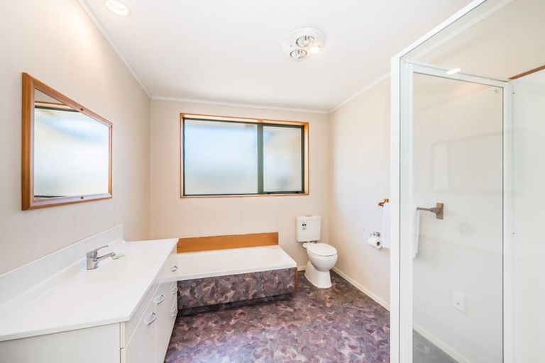 Photo of property in 144 Langdale Avenue, Paraparaumu, 5032