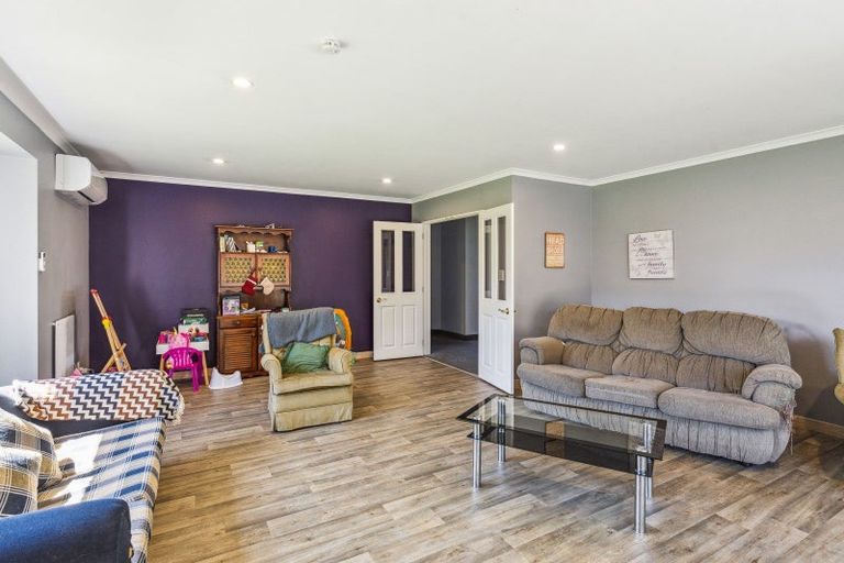 Photo of property in 47 Lorna Irene Drive, Raumati South, Paraparaumu, 5032