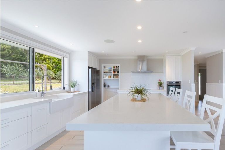 Photo of property in 33 Rua Road, Mangawhai, 0573