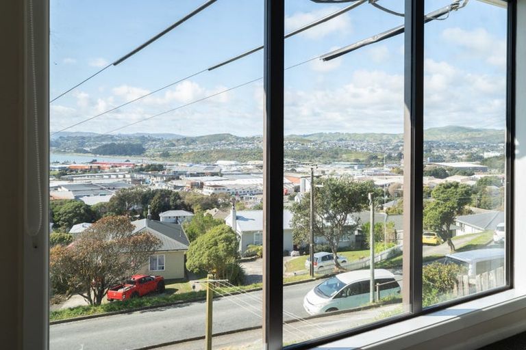 Photo of property in 35 Waiho Terrace, Elsdon, Porirua, 5022