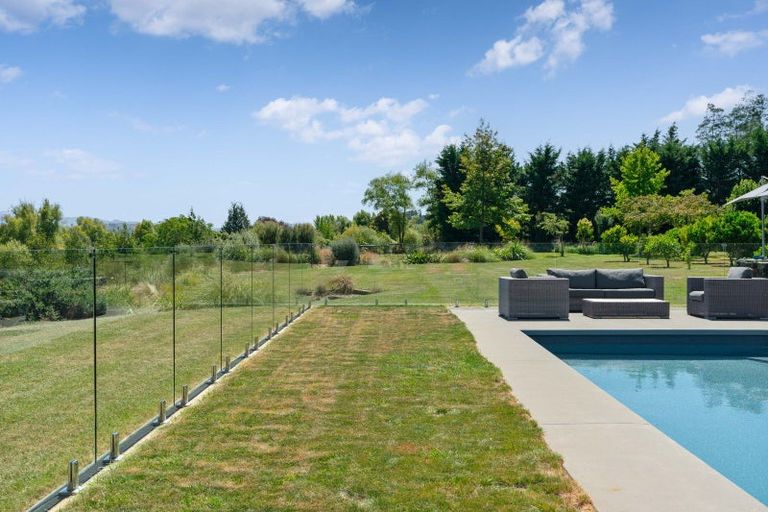 Photo of property in 147 Black Rock Road, Te Ore Ore, Masterton, 5886