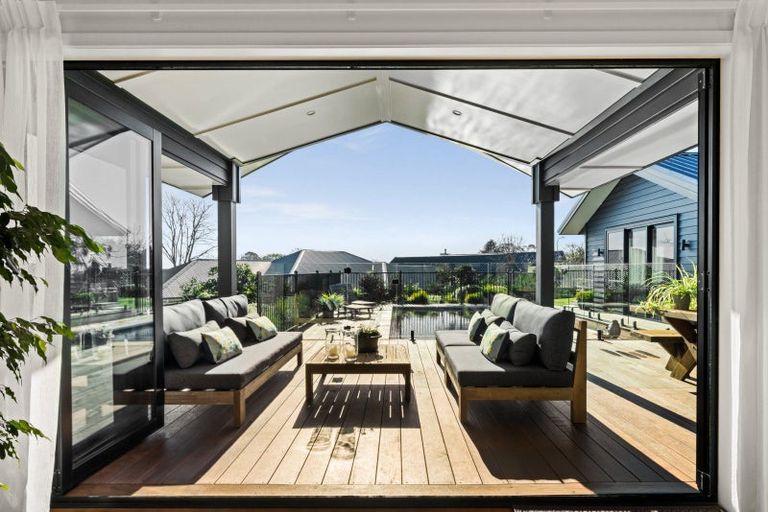 Photo of property in 68 Breadalbane Avenue, Havelock North, 4130