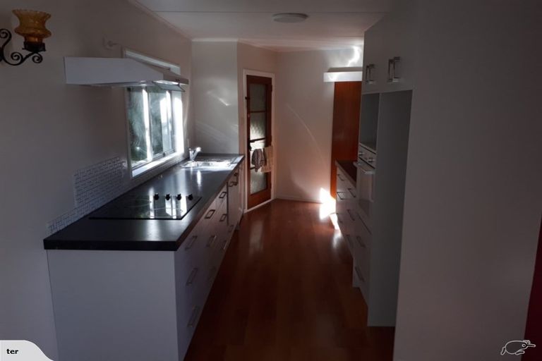 Photo of property in 9 Hibiscus Grove, Maungaraki, Lower Hutt, 5010