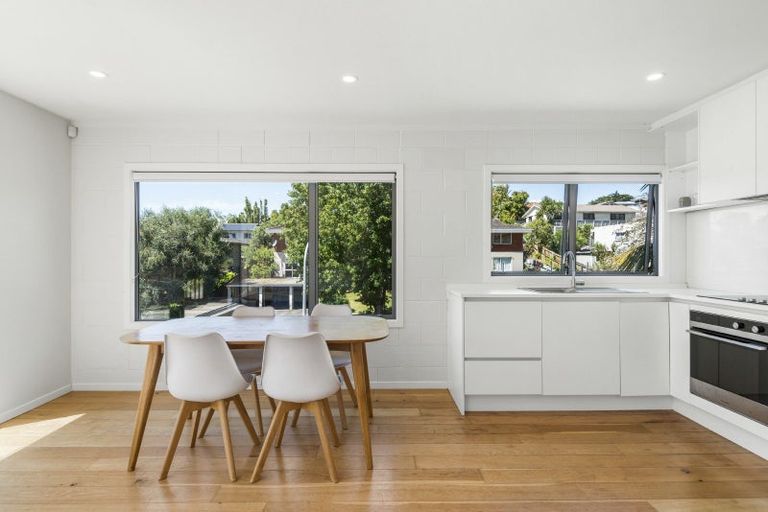 Photo of property in 1/22 Don Croot Street, Morningside, Auckland, 1021