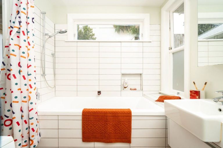 Photo of property in 38 Edinburgh Terrace, Foxton Beach, Foxton, 4815