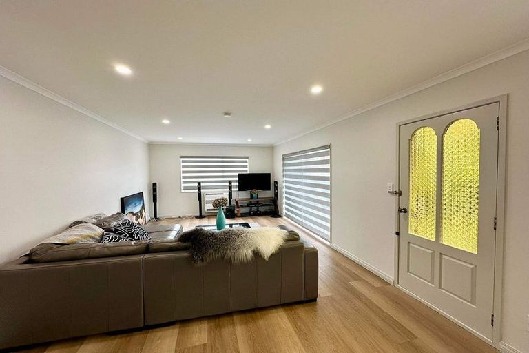 Photo of property in 4b Puriri Avenue, Orewa, 0931