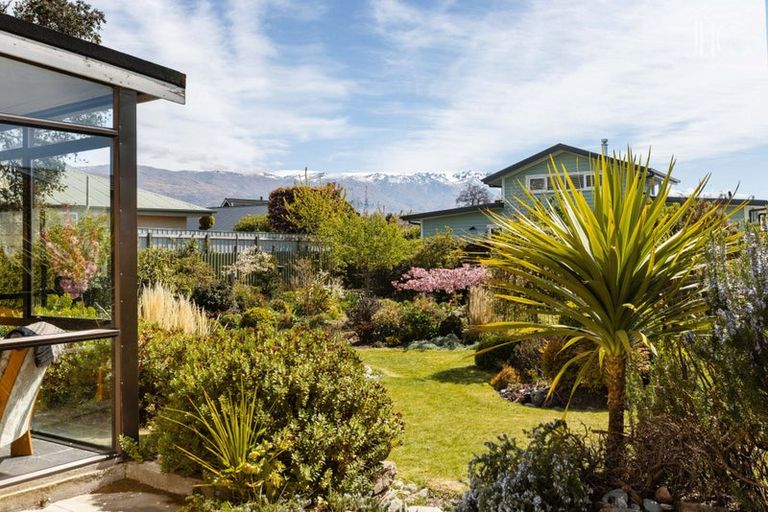 Photo of property in 93 Molyneux Avenue, Cromwell, 9310