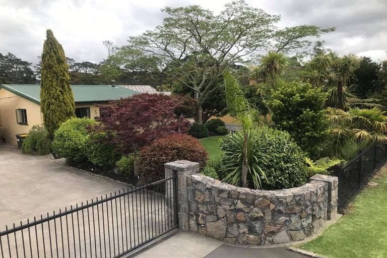 Photo of property in 20 Sherrybrooke Place, Sunnyvale, Auckland, 0612