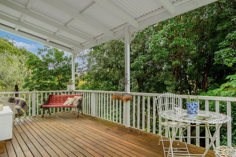 Photo of property in 35 Maungawhare Place, Otumoetai, Tauranga, 3110