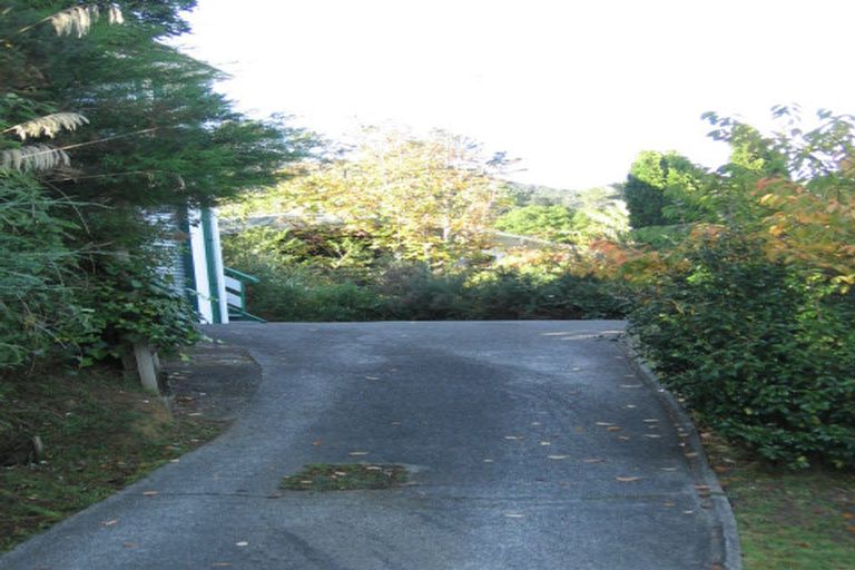 Photo of property in 5 Akepiro Grove, Stokes Valley, Lower Hutt, 5019