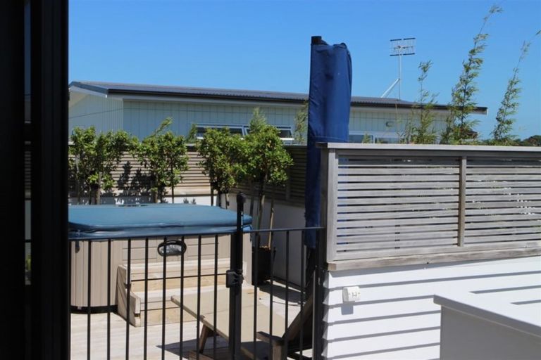 Photo of property in 79 Ruakaka Beach Road, Ruakaka, 0116