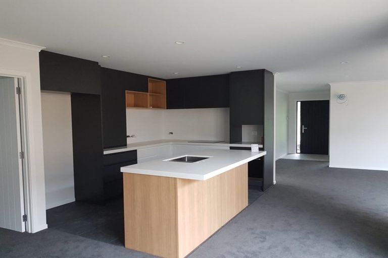 Photo of property in 41 Nobilo Road, Kumeu, 0810