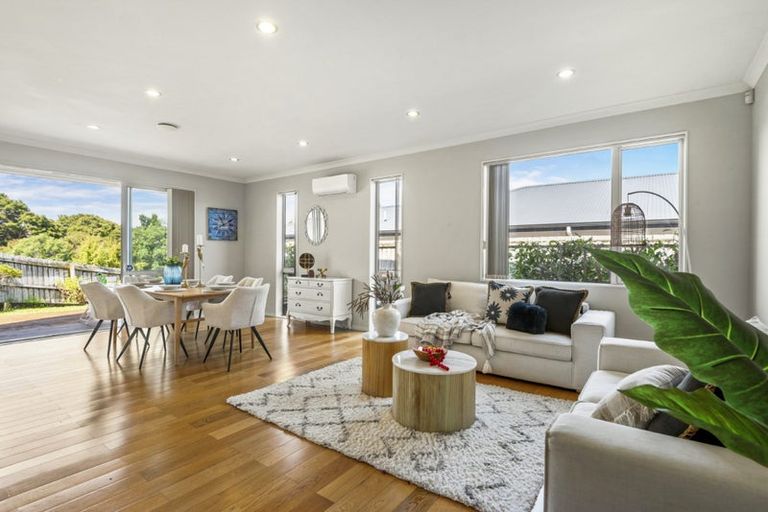 Photo of property in 116 Glendhu Road, Bayview, Auckland, 0629