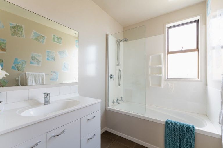 Photo of property in 10 Kamura Street, Tainui, Dunedin, 9013