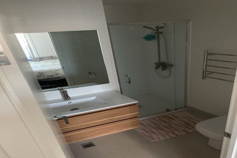 Photo of property in 642b Massey Road, Mangere, Auckland, 2022