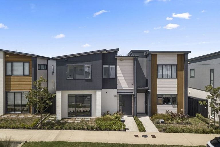 Photo of property in 7 Dorricott Avenue, Hobsonville, Auckland, 0616