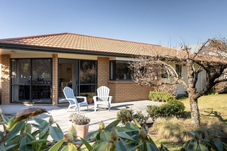 Photo of property in 18 Oteki Park Drive, Welcome Bay, Tauranga, 3112