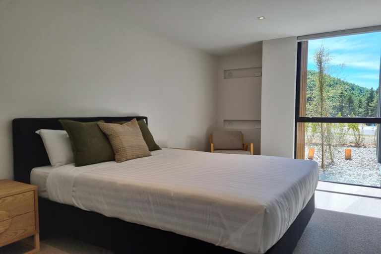 Photo of property in 18 Station Bay Rise, Lake Tekapo, 7999