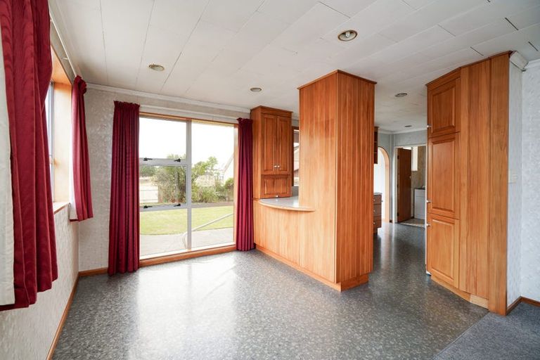 Photo of property in 102 Wicklow Street, Clifton, Invercargill, 9812