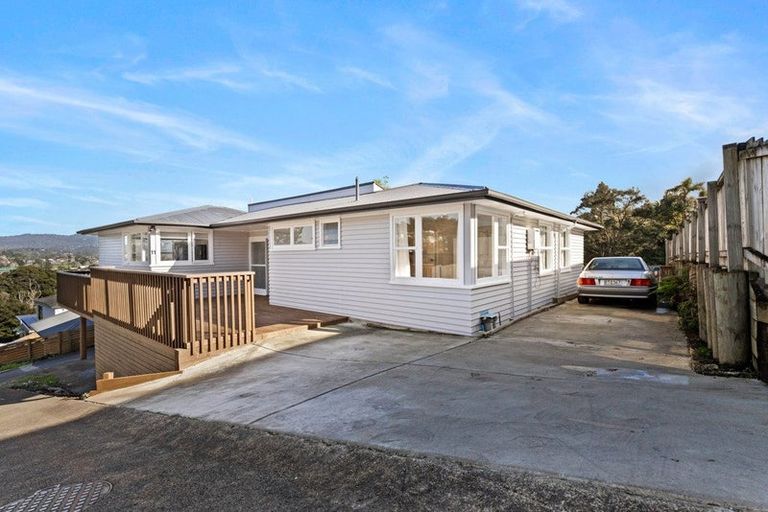 Photo of property in 11 Western View Court, Sunnyvale, Auckland, 0612