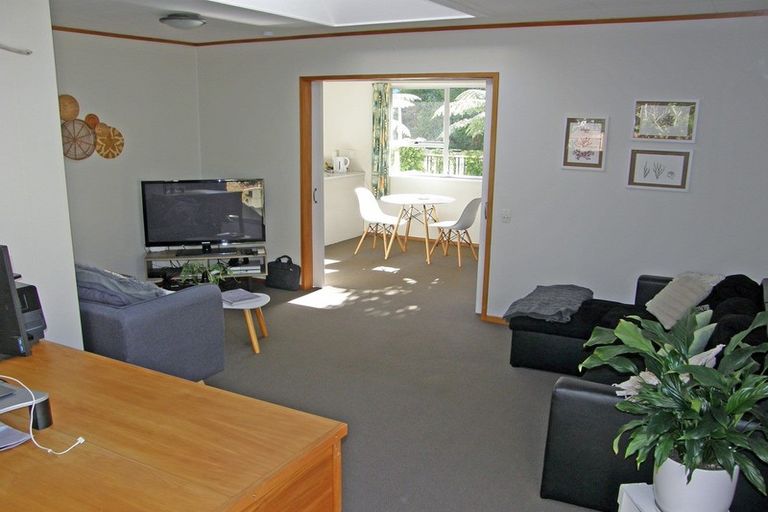 Photo of property in 2a Arden Way, Wilton, Wellington, 6012