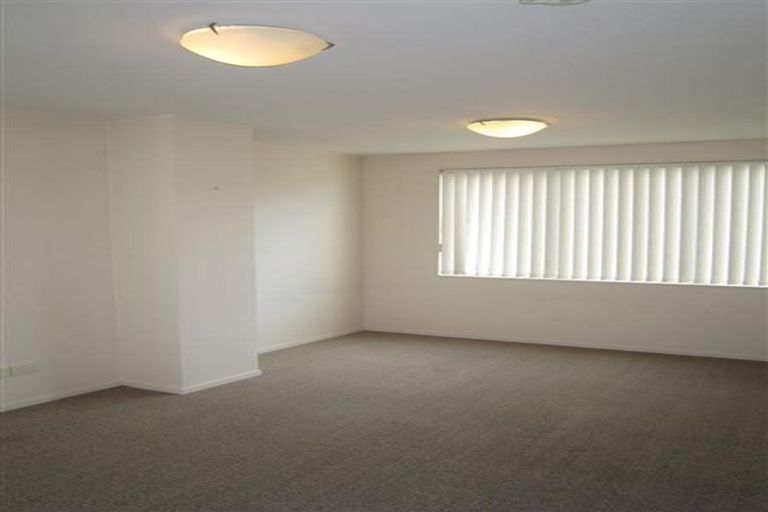 Photo of property in 36/19p Bute Road, Browns Bay, Auckland, 0630