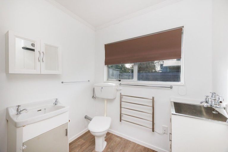 Photo of property in 1/734 Main Street, Palmerston North, 4414