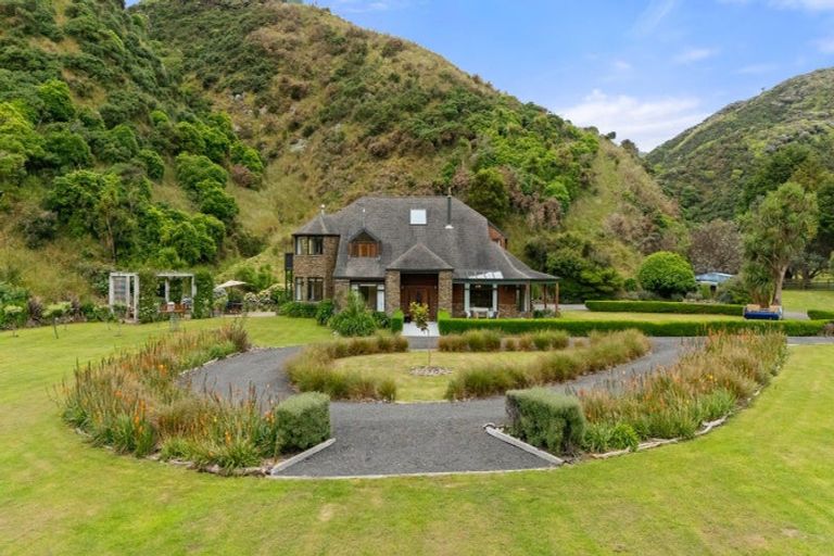 Photo of property in 751 Takarau Gorge Road, Makara, Karori, 6972