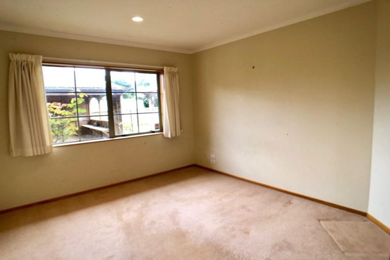 Photo of property in 30 Everlea Place, Alfriston, Auckland, 2105