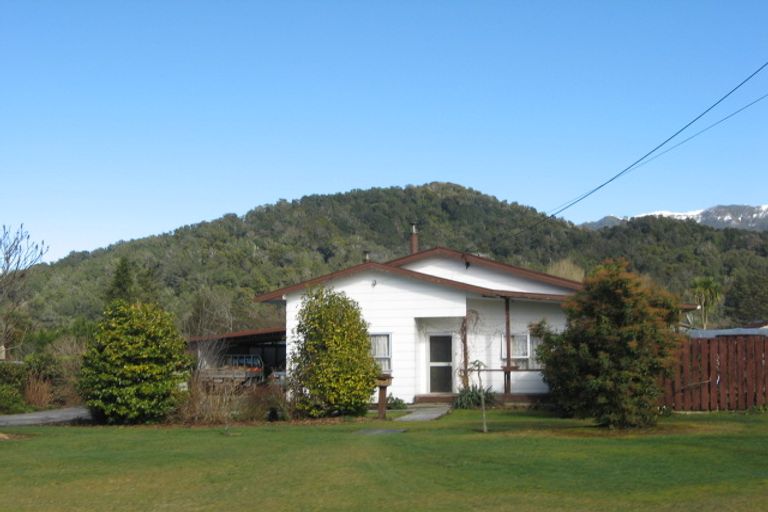 Photo of property in 40 Stafford Street, Blackball, 7804