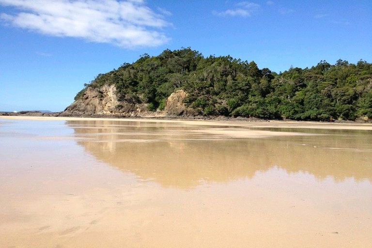 Photo of property in 27 Waetford Road, Matapouri, Whangarei, 0173