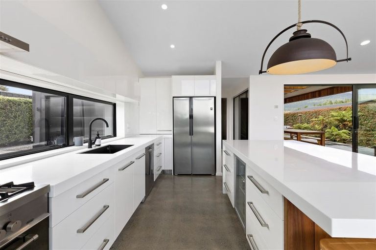 Photo of property in 99 Cashmere Bay Road, Moana, 7875