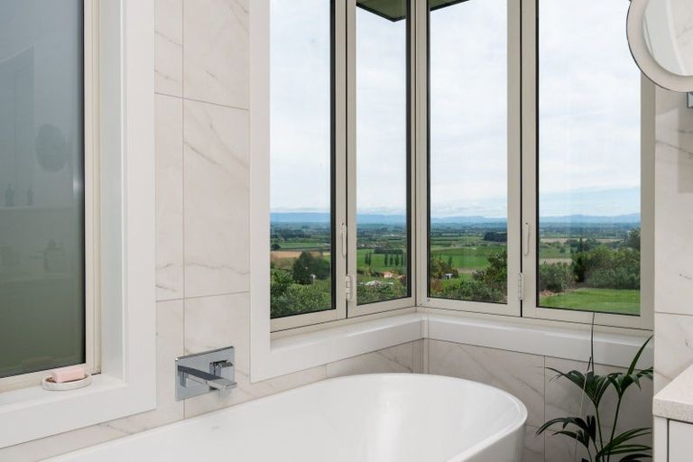 Photo of property in 35 Red Hills Road, Havelock North, Hastings, 4172