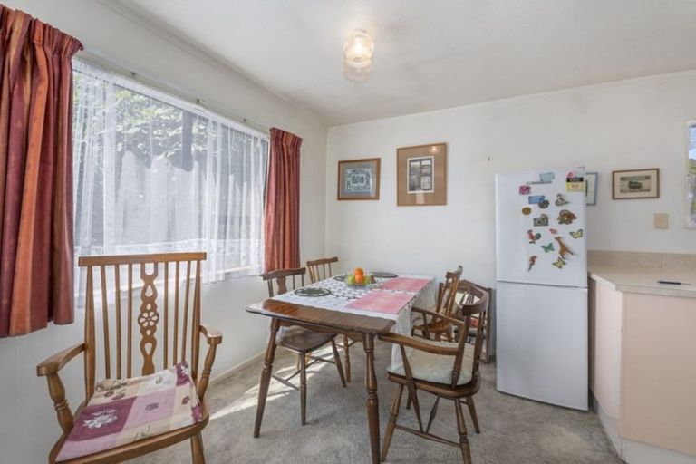 Photo of property in 20 Topaz Street, Birchville, Upper Hutt, 5018