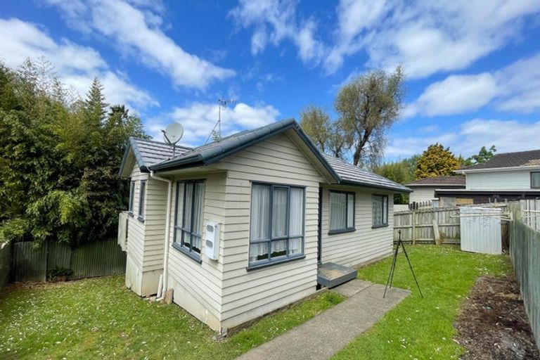 Photo of property in 33 Luanda Drive, Ranui, Auckland, 0612