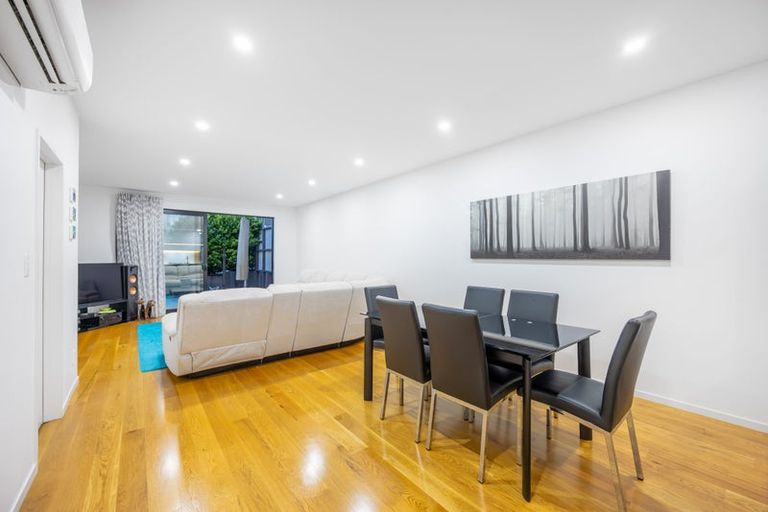 Photo of property in 9 Timu Road, Long Bay, Auckland, 0630