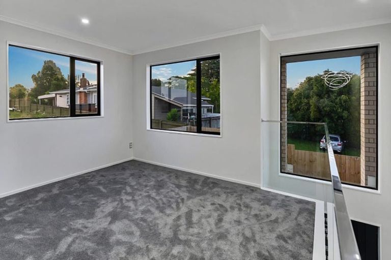 Photo of property in 36 Christmas Road, Manurewa, Auckland, 2102