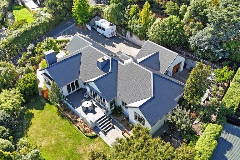 Photo of property in 863 Cashmere Road, Halswell, Christchurch, 8025