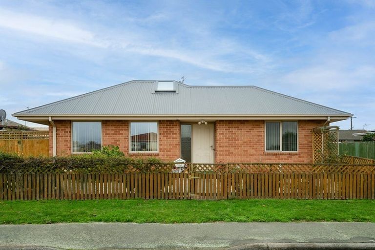Photo of property in 1/37 Oakhampton Street, Hornby, Christchurch, 8042