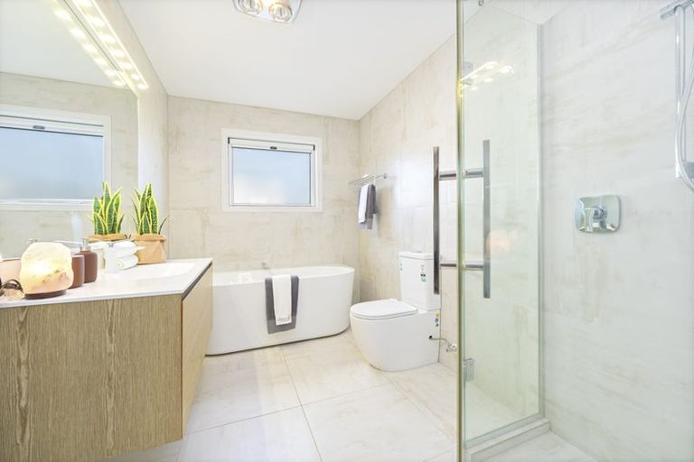 Photo of property in 5 Moko Lane, Greenhithe, Auckland, 0632