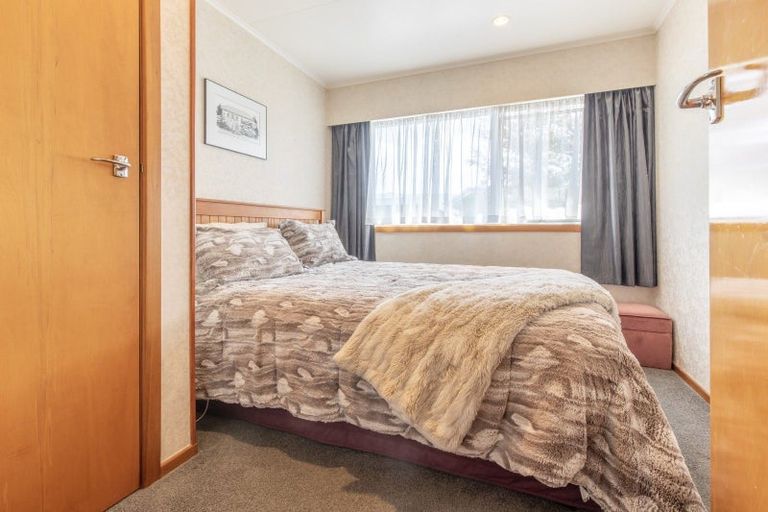 Photo of property in 19 Woburn Street, Waipukurau, 4200