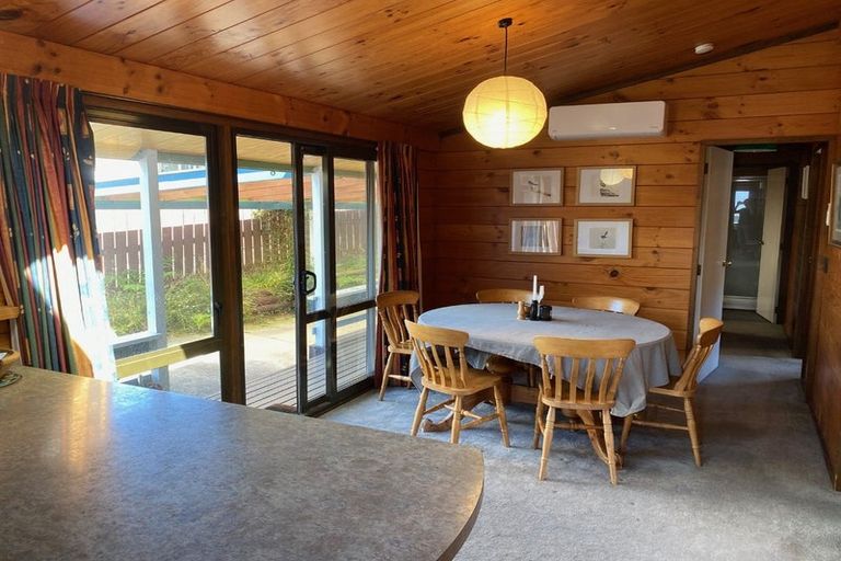 Photo of property in 33 Bodmin Terrace, Camborne, Porirua, 5026