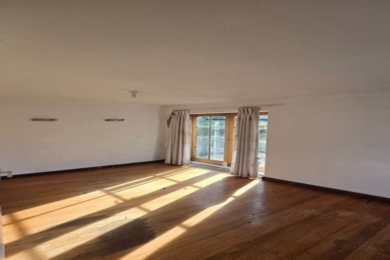 Photo of property in 42a Mandalay Terrace, Khandallah, Wellington, 6035